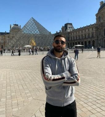 Saman Ghoddos traveling to Paris.